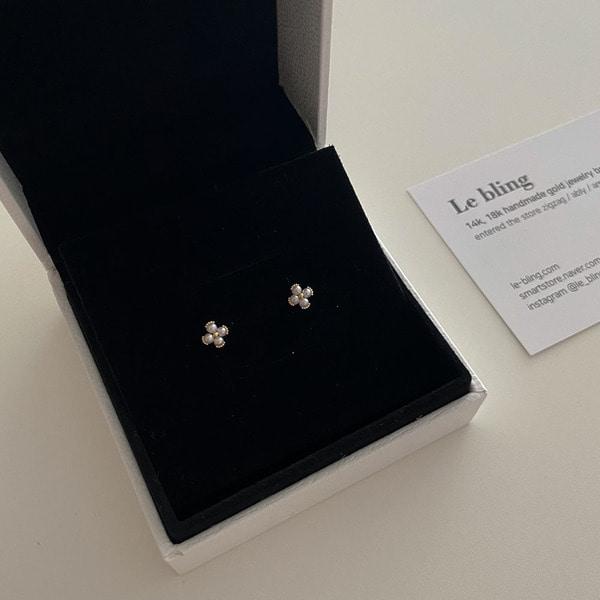 14k 엘리 플라워 진주 피어싱 귀걸이