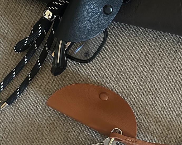 레더안경홀더 - acc