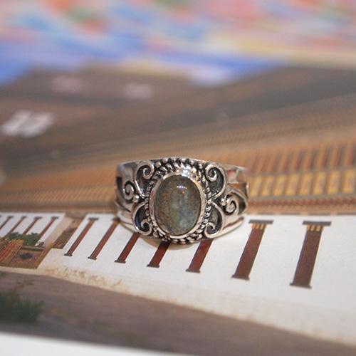 Green Blue 라브라도라이트 Carving 반지