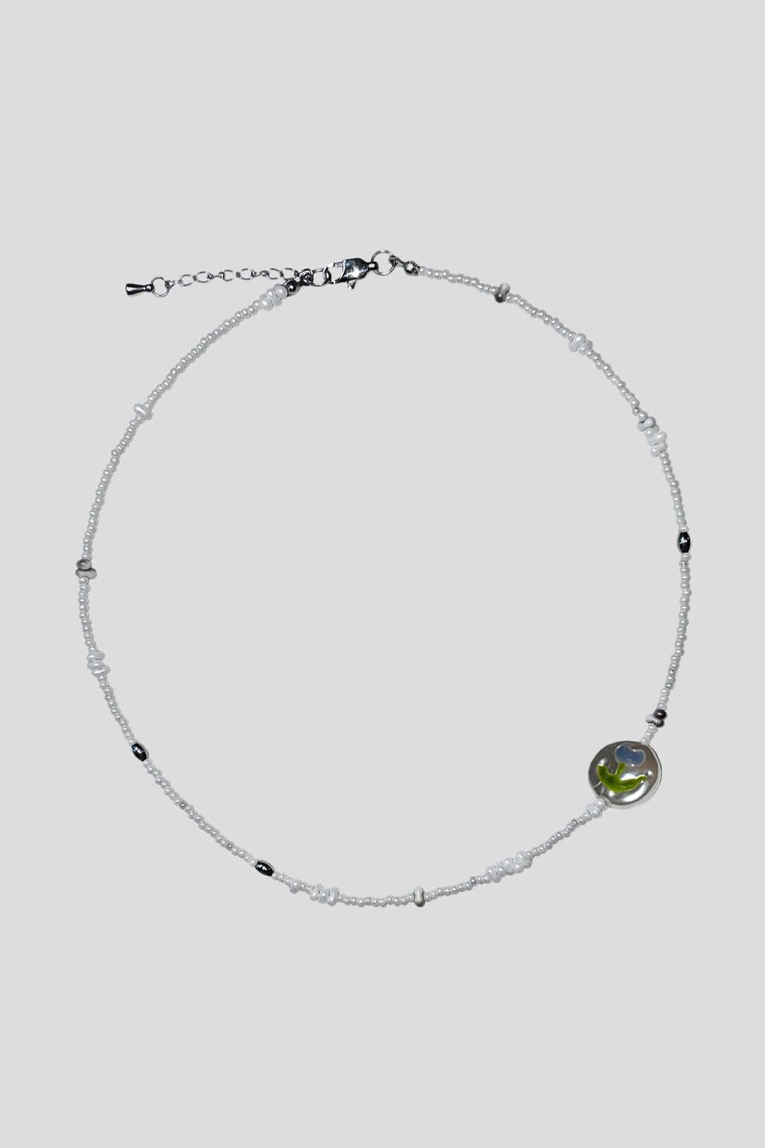 Pure Tulip 비즈 목걸이