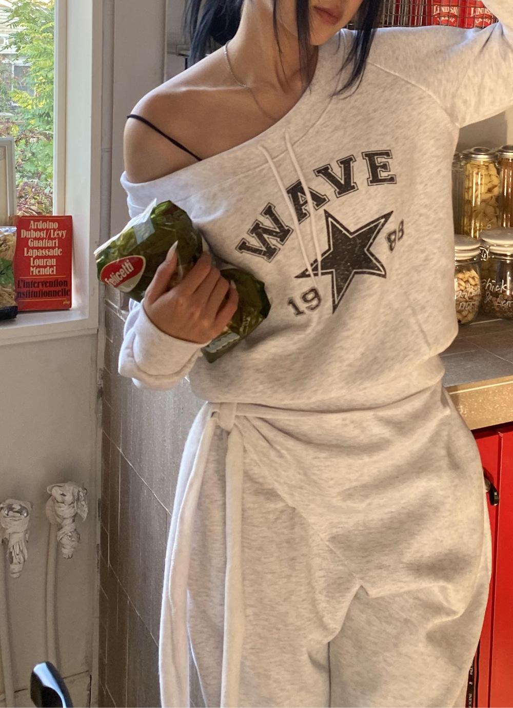 Star Off-shoulder Sweatshirt