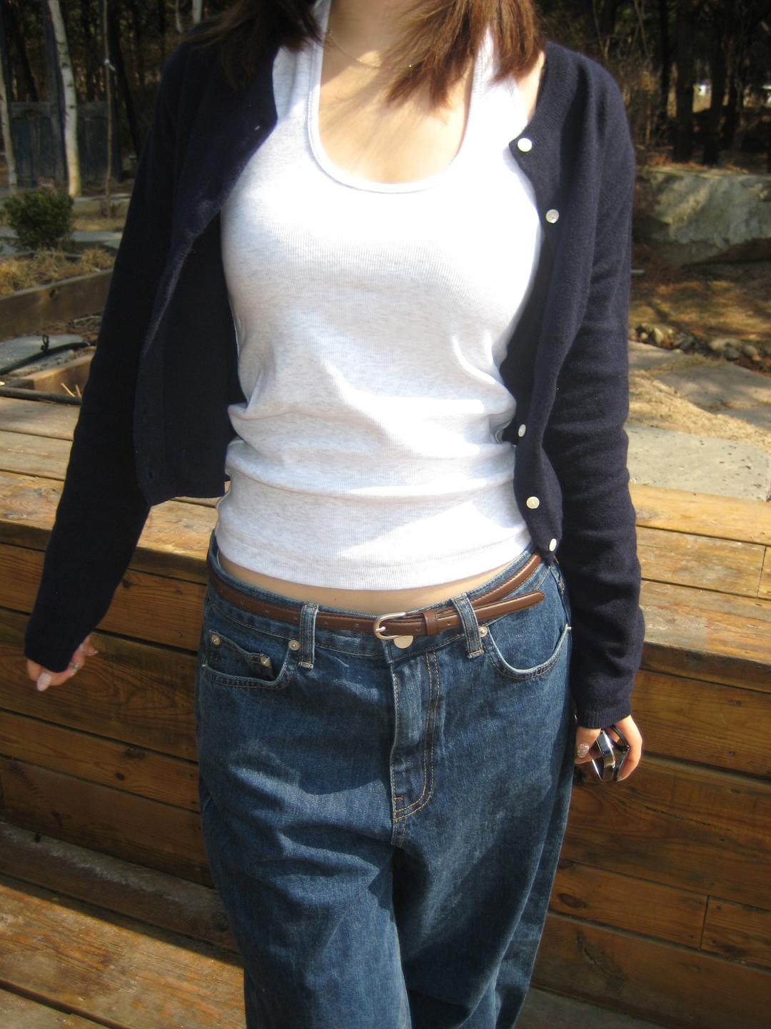 inner halter sleeveless