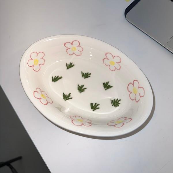 flower oval bowl