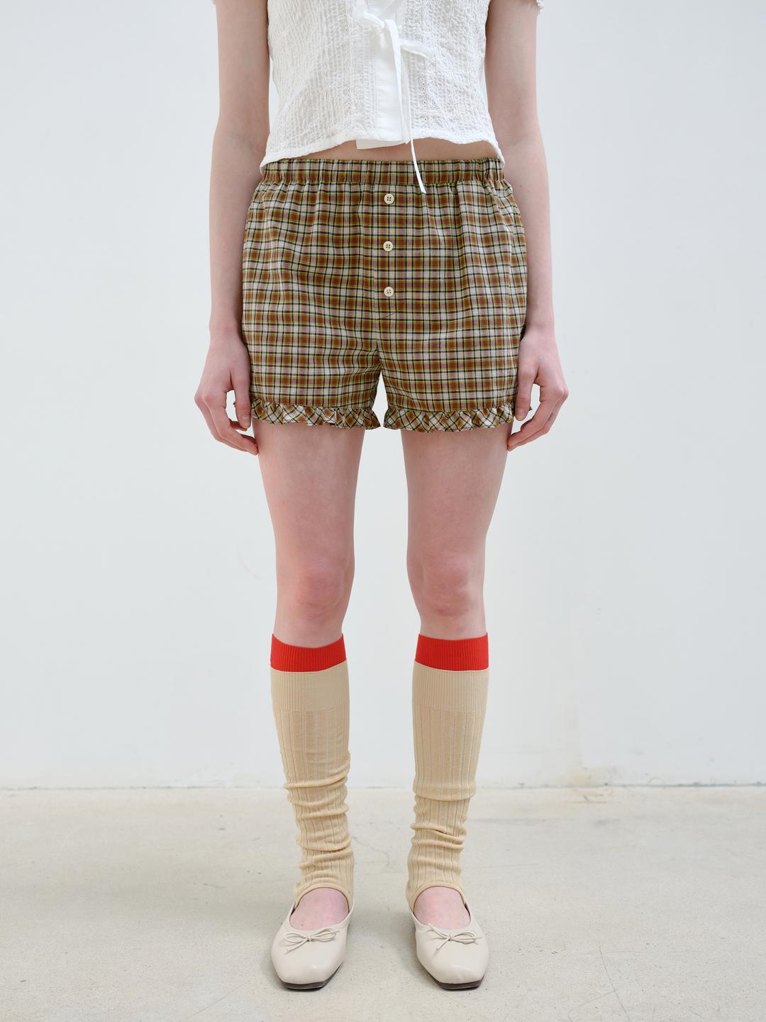 CHECK FRILL SHORTS - BROWN