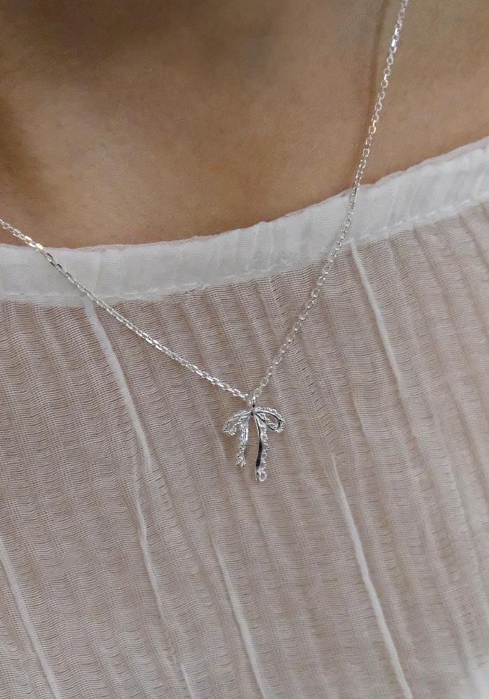 TULLE RIBBON NECKLACE