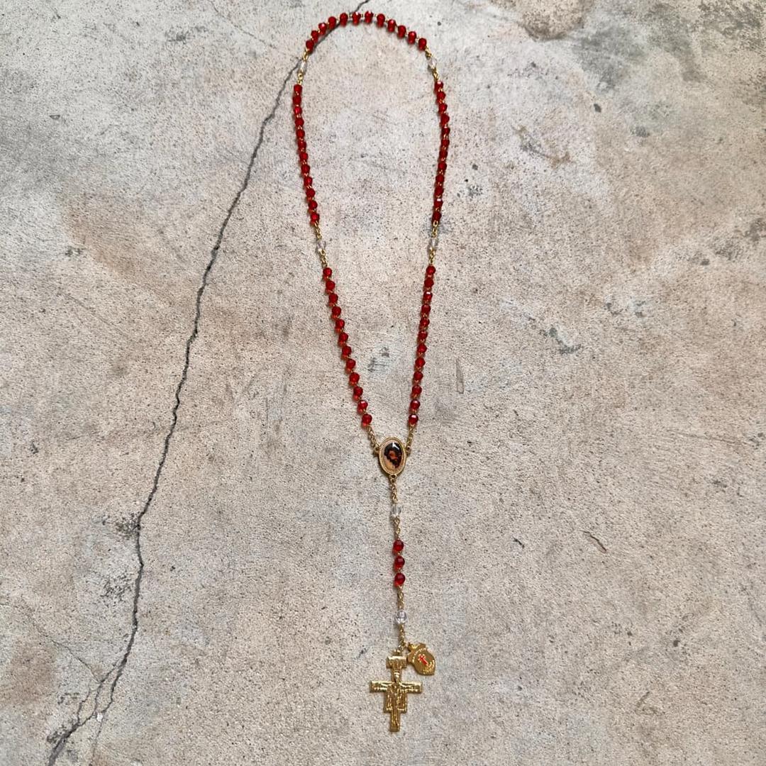 핀터레스트 무드 00s Y2K 레드 캐톨릭 묵주 목걸이 | 후루츠패밀리