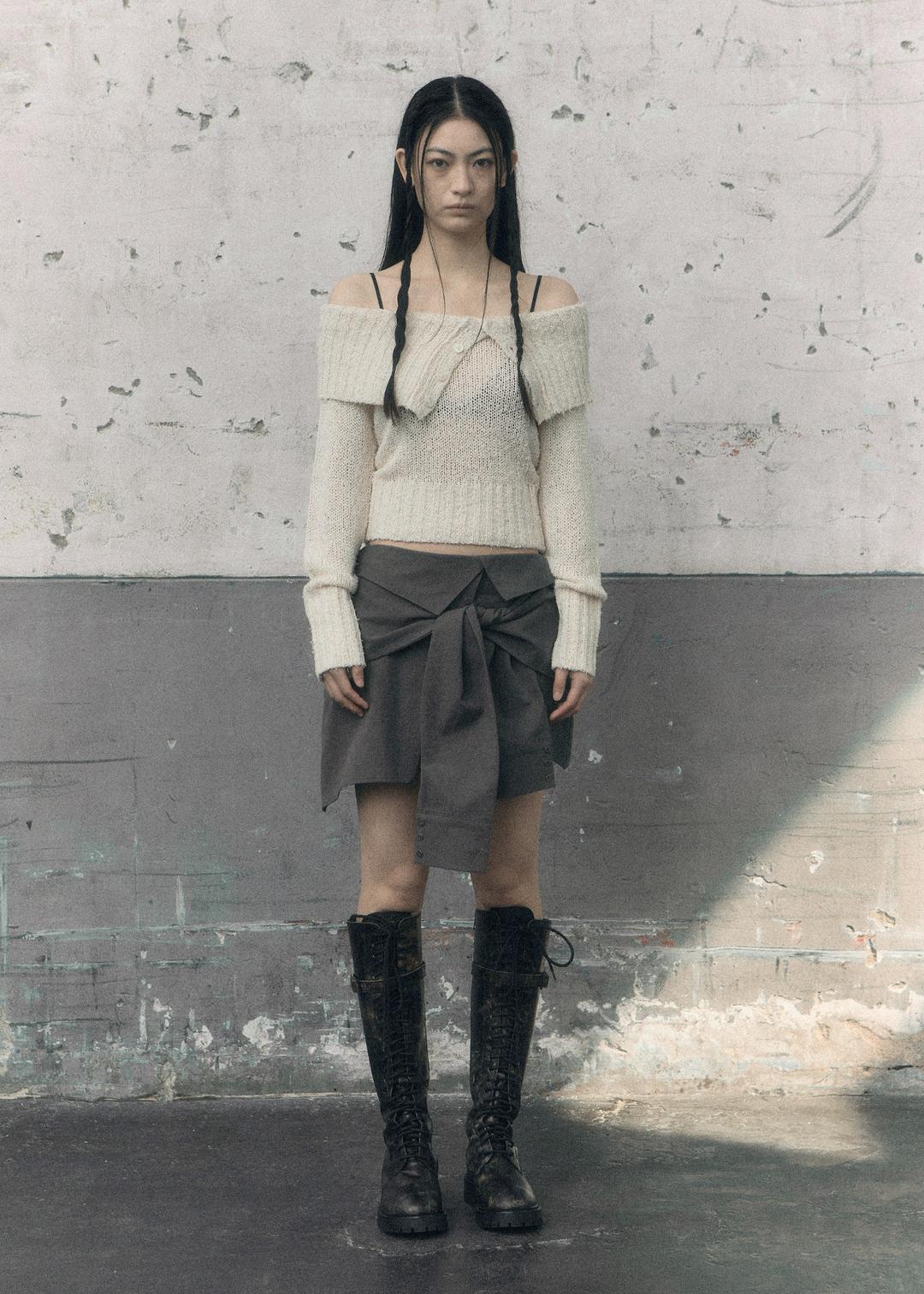 [ 2ND 순차 발송 3/20 ~ ] RIBBED BUTTON OFF SHOULDER, IVORY