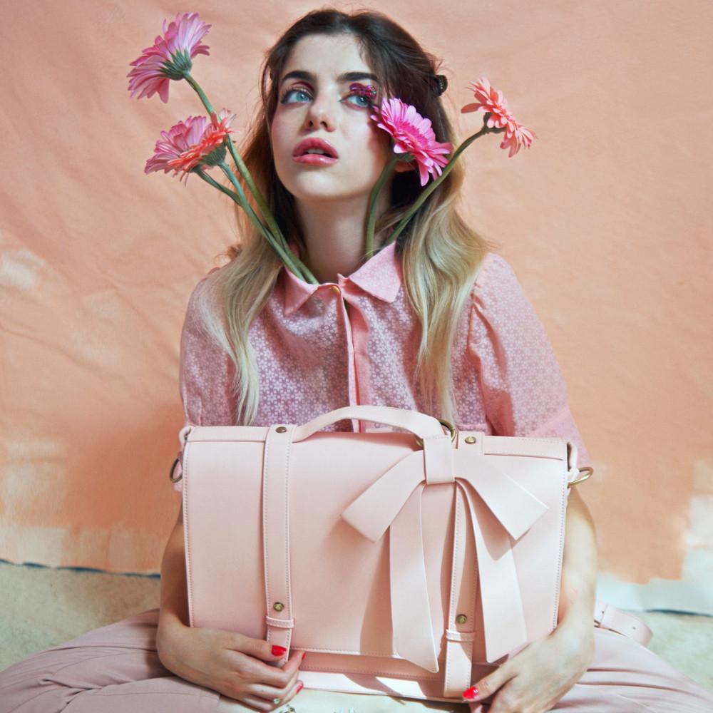 에코수시 여자대학생 직장인용 노트북 수납 숄더백 수납력 좋은 비건가죽 보부상가방 출근가방