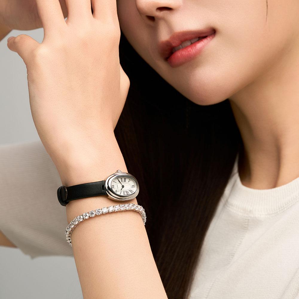 어썸 오벌 시계  – 블랙 솔리드 | 로이드 공식몰