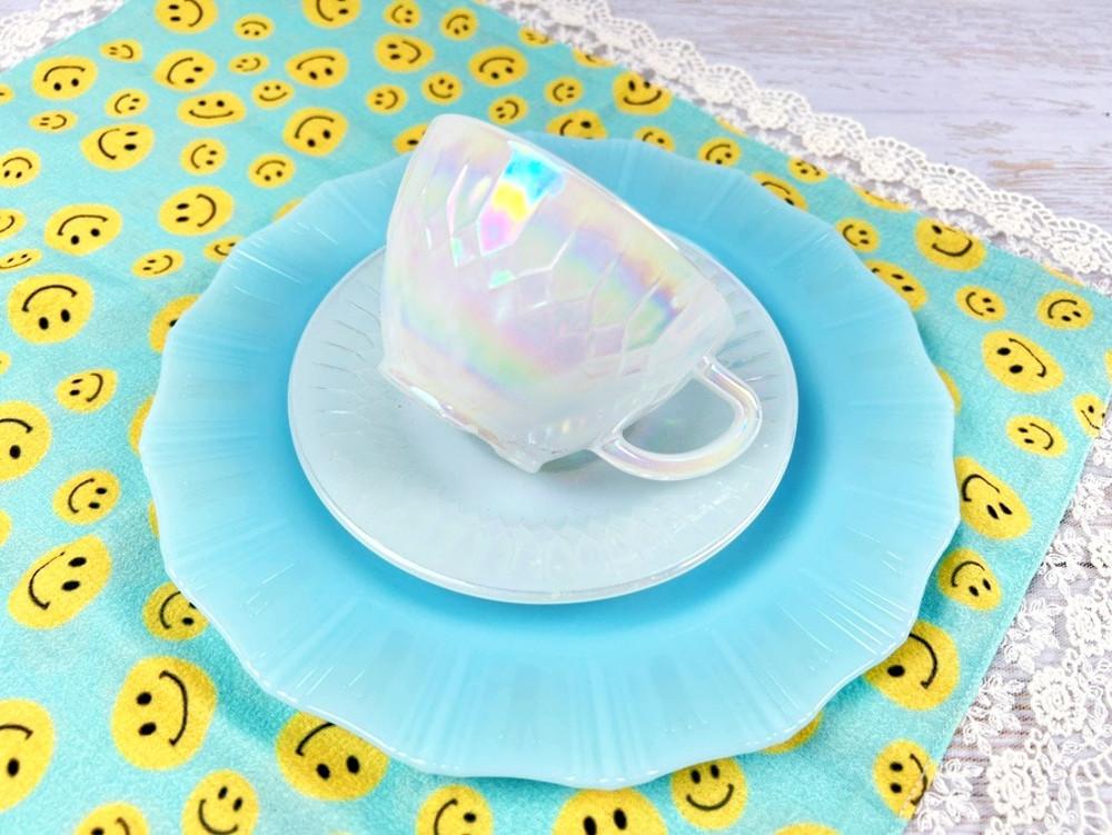 [중고] 빈티지 페더럴 글라스 문글로우 찻잔듀오 베리볼  빈티지 카페소품