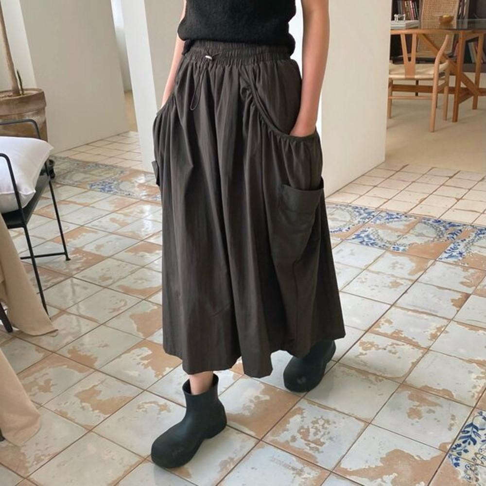 스트링 포켓 밴딩 롱스커트 셔링 플레어 롱치마 여름 간절기