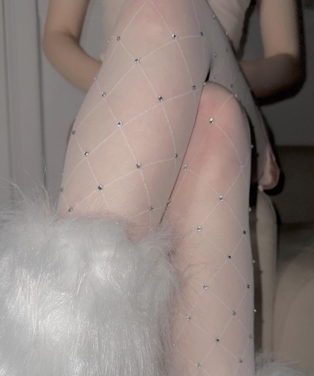 치링치링 다이아 패턴 큐빅 스타킹 망사 착시효과 화려한 연말룩