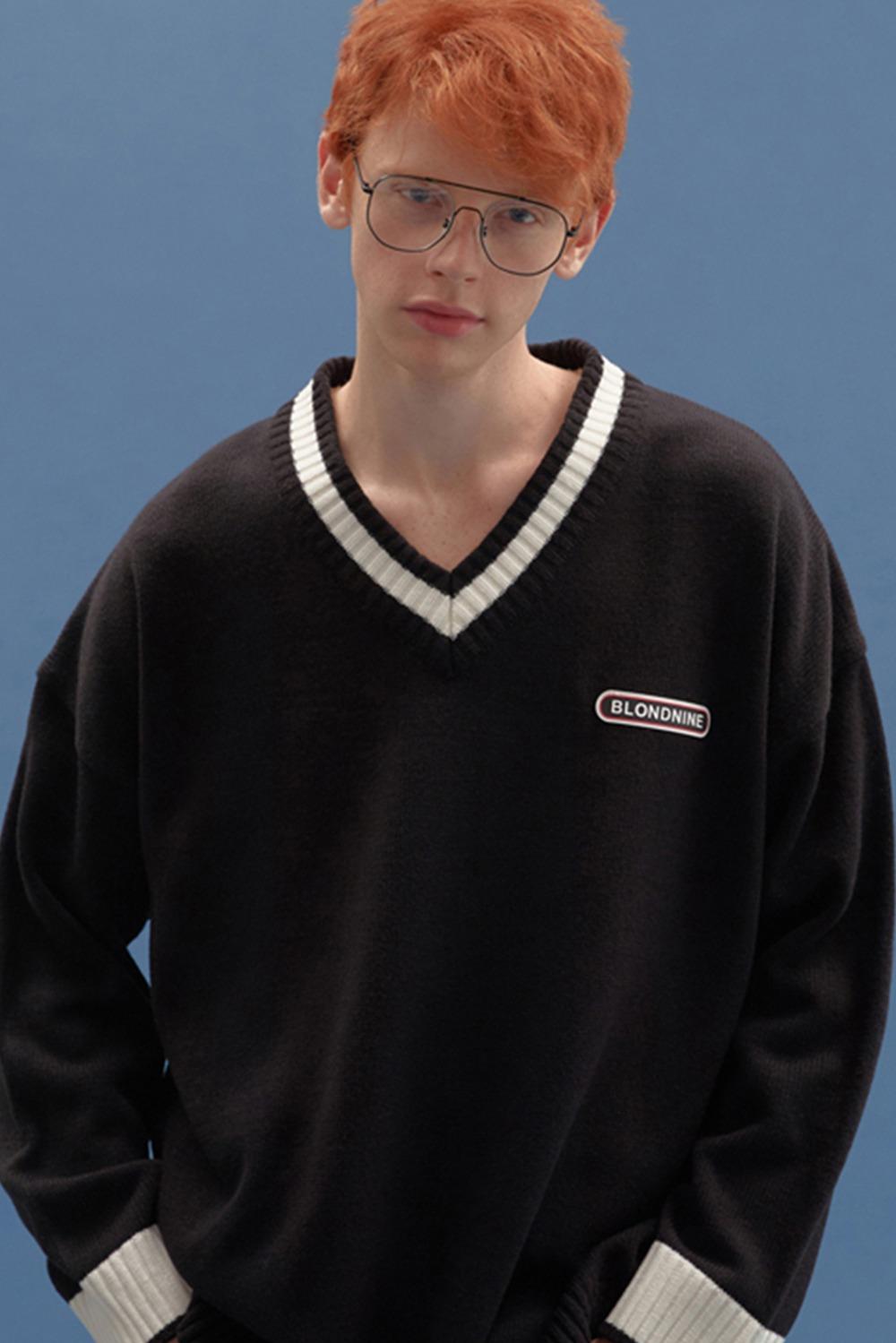 베이직 브이넥 니트 스웨터_블랙