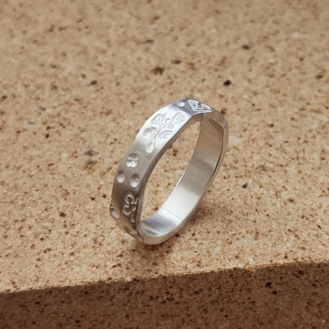 002_stamp garden ring