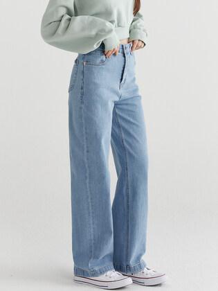 W 페이트로 7601 와이드핏 라이트인디고 데님팬츠