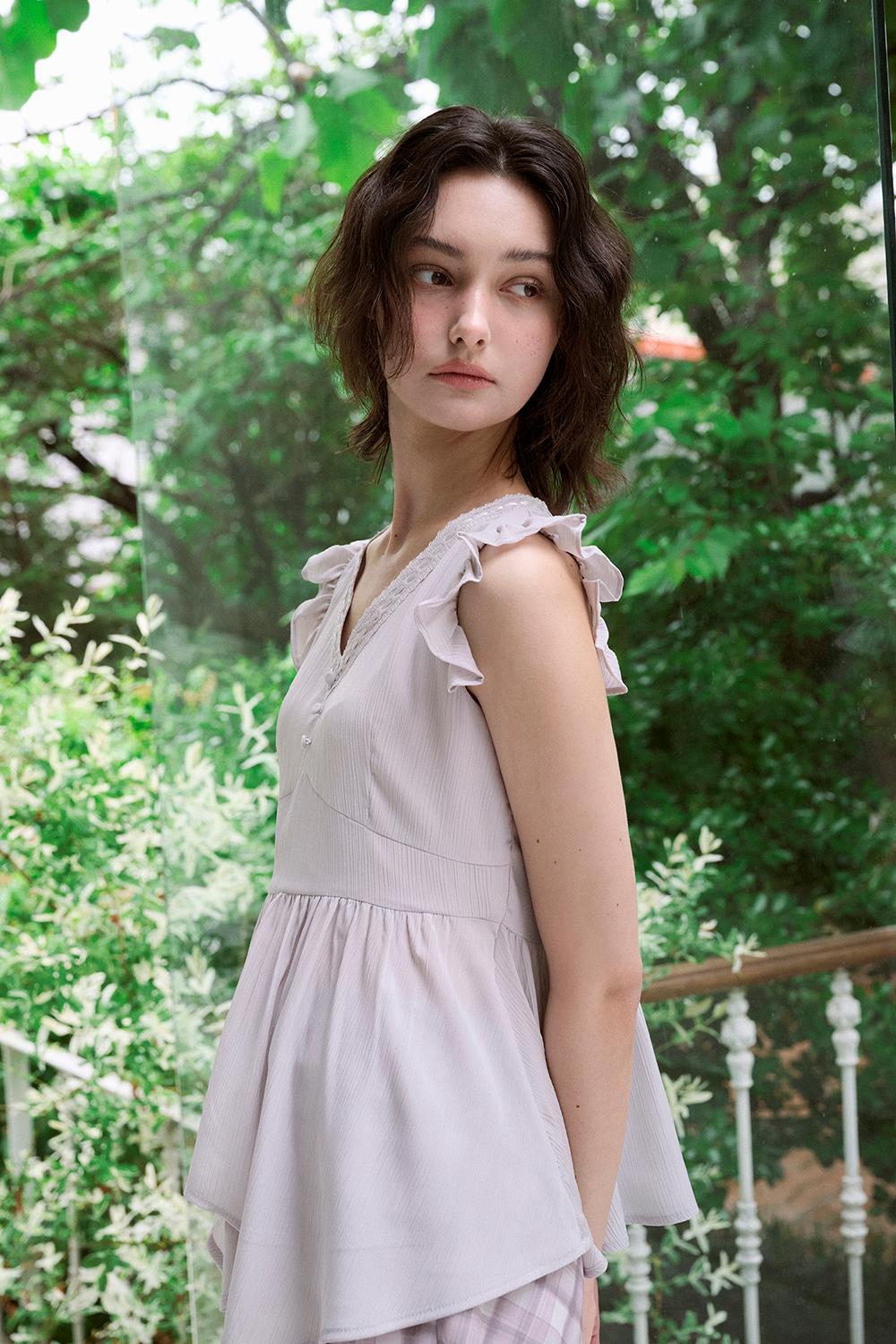 Lace trim peplum blouse (Grayish purple)