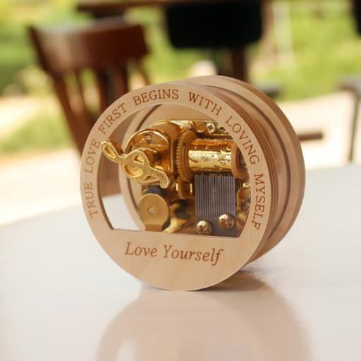 작은 것들을 위한 시 K-POP 굿즈 오르골 자작나무