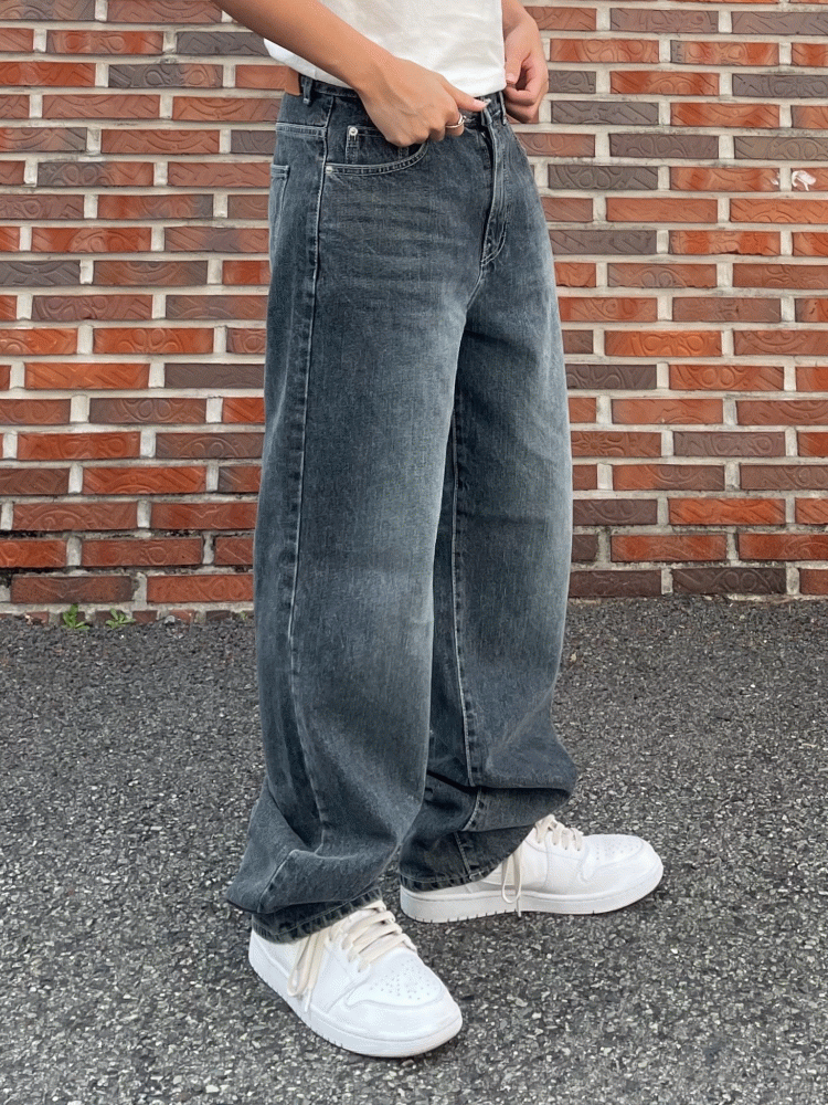 스테디 워싱 블랙 데님 팬츠