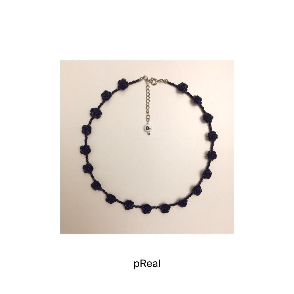 블랙 장미 목걸이_Black Rose Beads Necklace