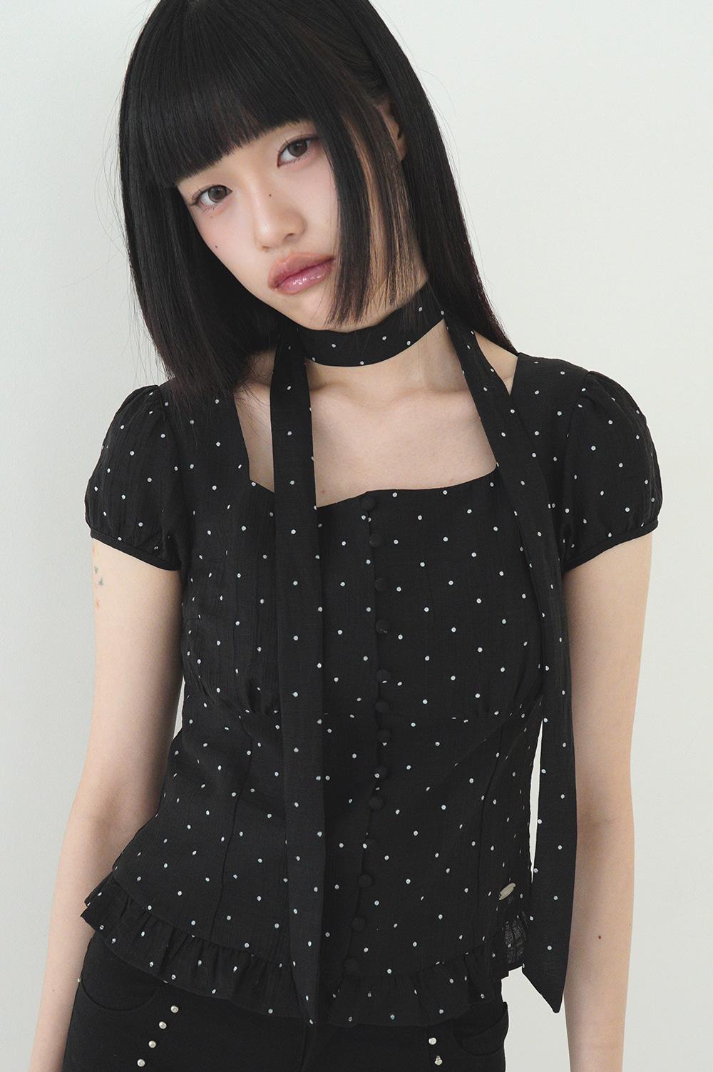 [M- 5월 21일 예약발송] 리본 타이 스퀘어넥 블라우스 블랙 도트