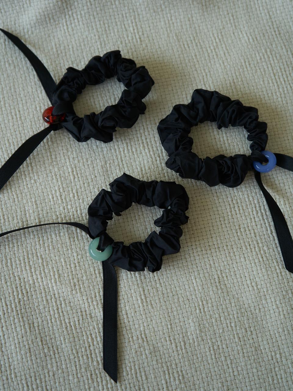 ribbon scrunchy