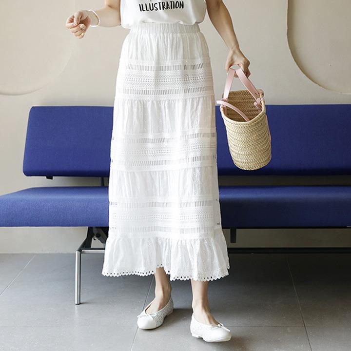 펀칭레일 플레어스커트