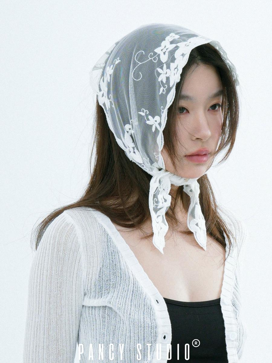 PANCY STUDIO Lace Triangular Scarf (2color)