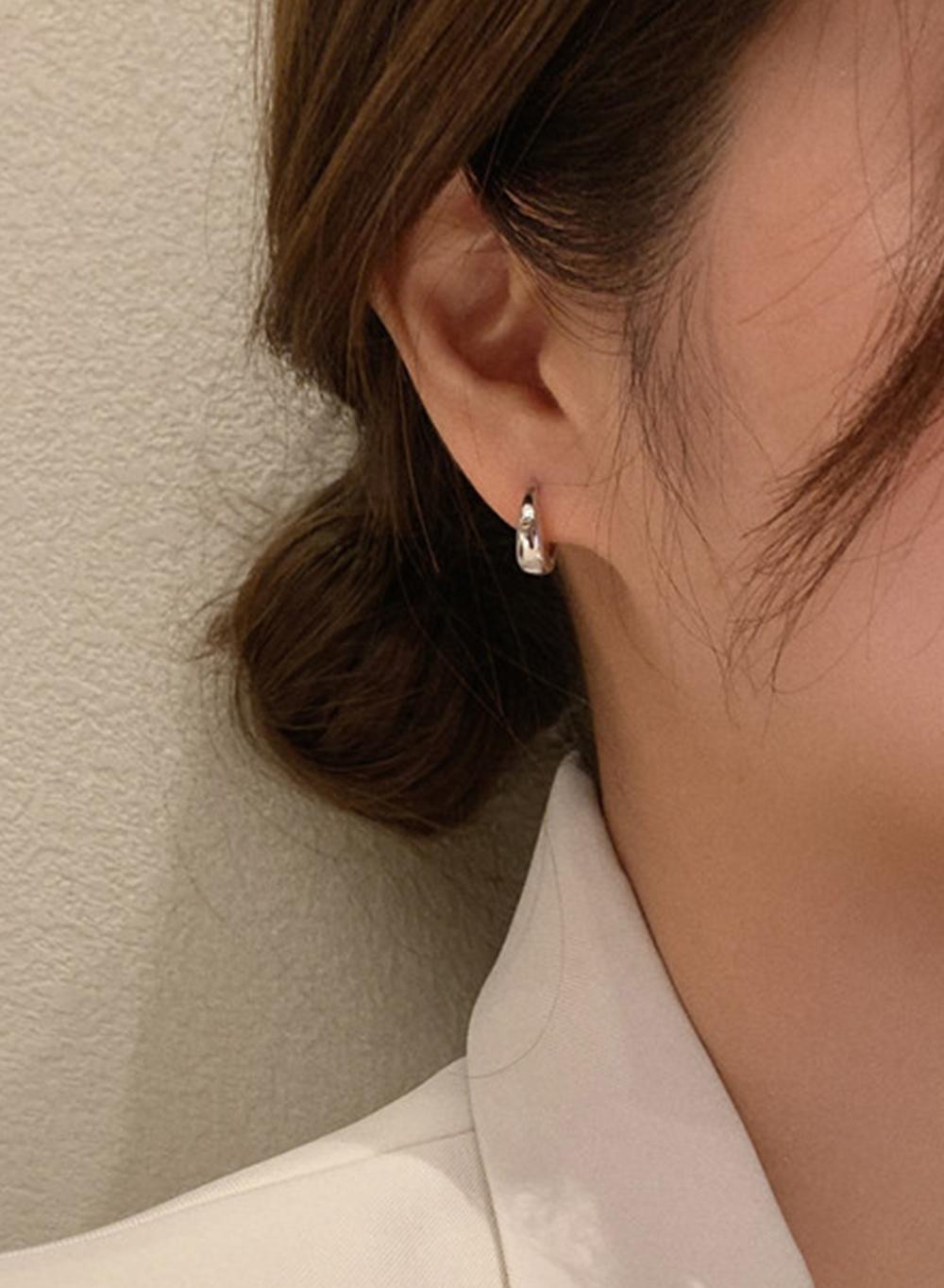 [할인꼬옥|무배🚚] 데일리 라운드 볼드 링 귀걸이