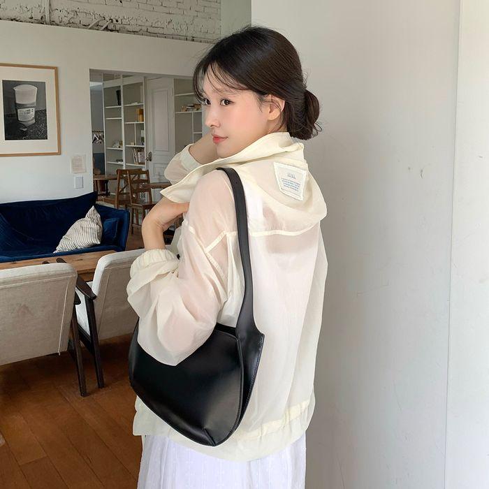 Lace back label ribbon string summer blouson - cream