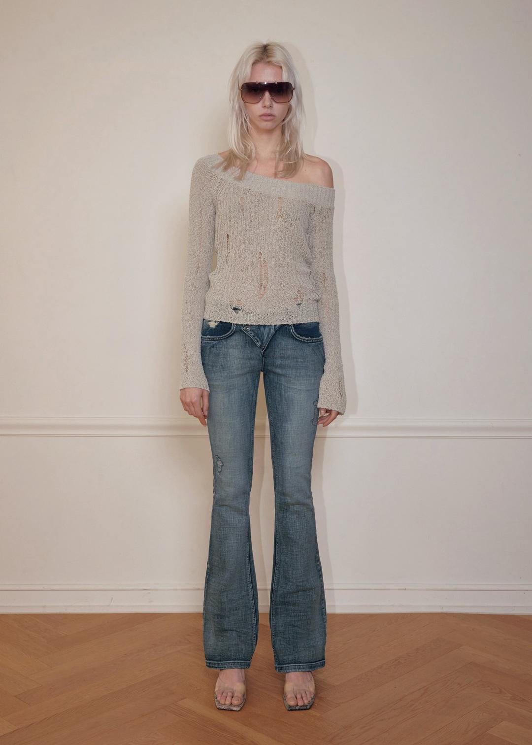 GRUNGE ONE-SHOULDER KNIT, BEIGE