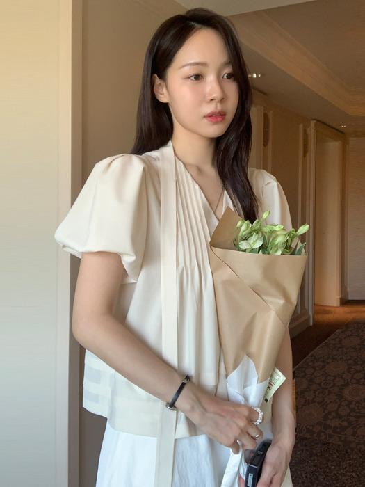 [꼬민지 PICK] V-neck Pintuck Balloon Sleeve Blouse