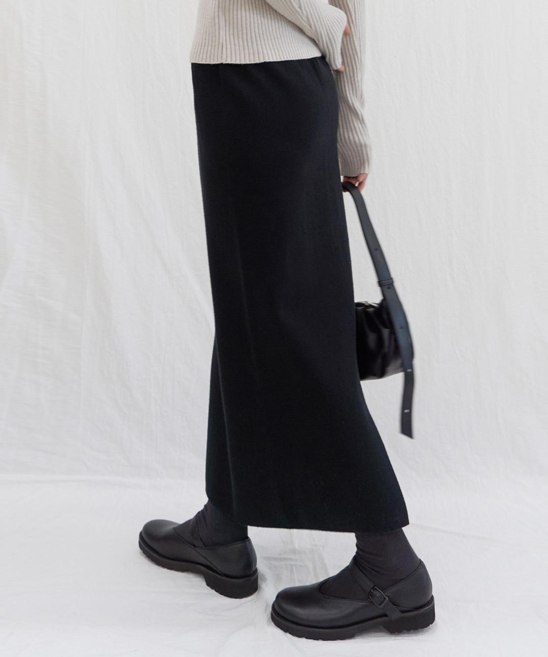 Maxi Knit Skirt (Black)