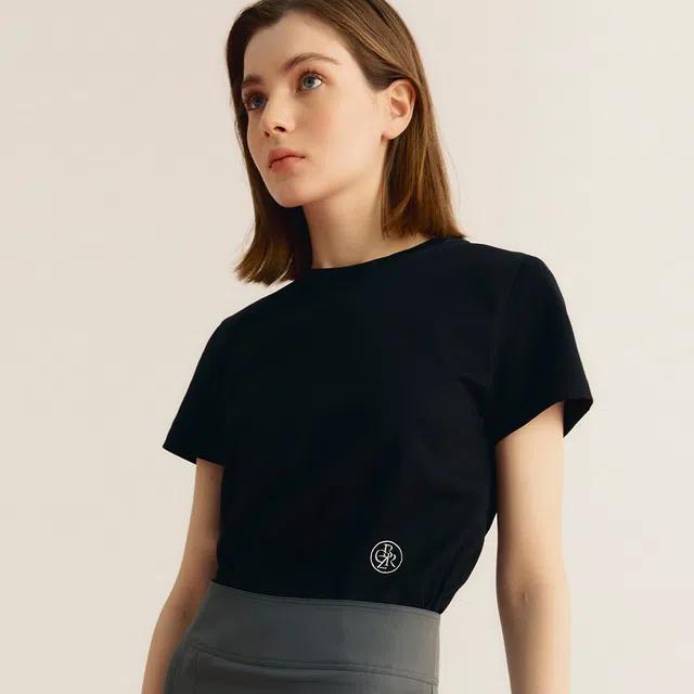 미니 로고 자수 반팔 티셔츠_BLACK