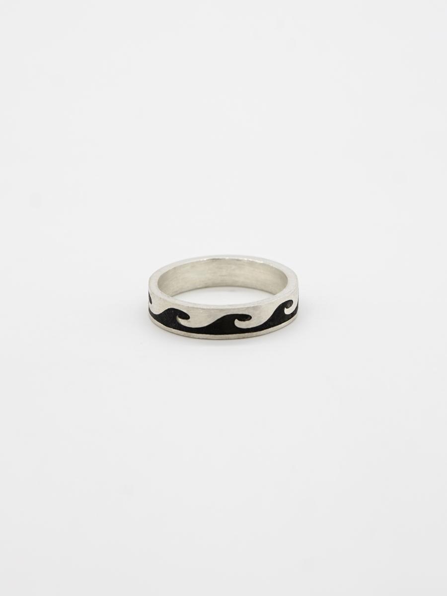 Black Wave Ring