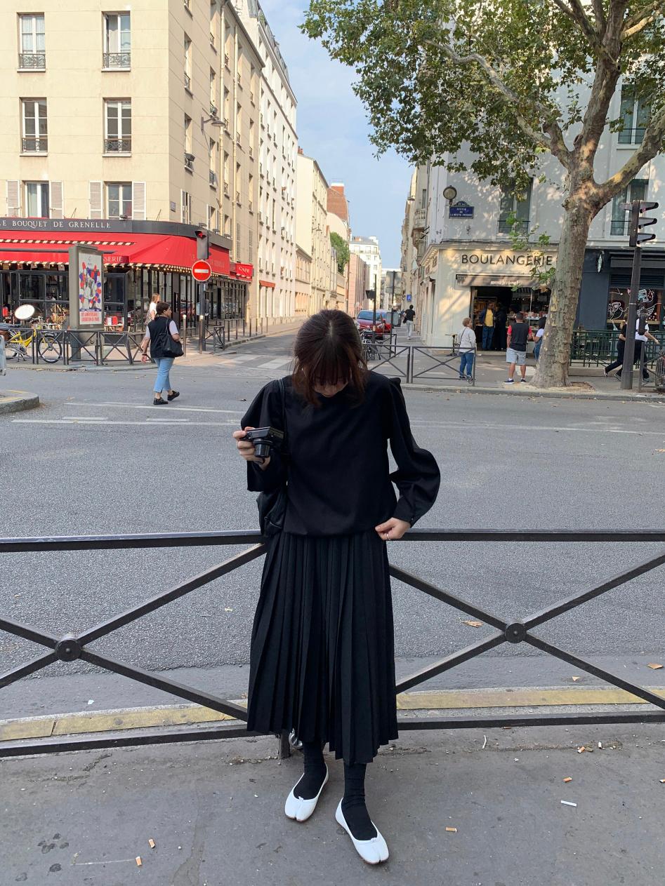 [리어스 제작] 헤이즈 플리츠 스커트 (black)