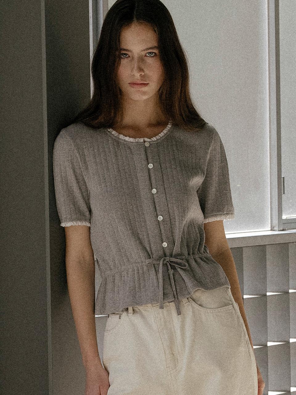 [3차:05/19 예약배송] Lace button round T-shirt KNSS03TS03_Gray