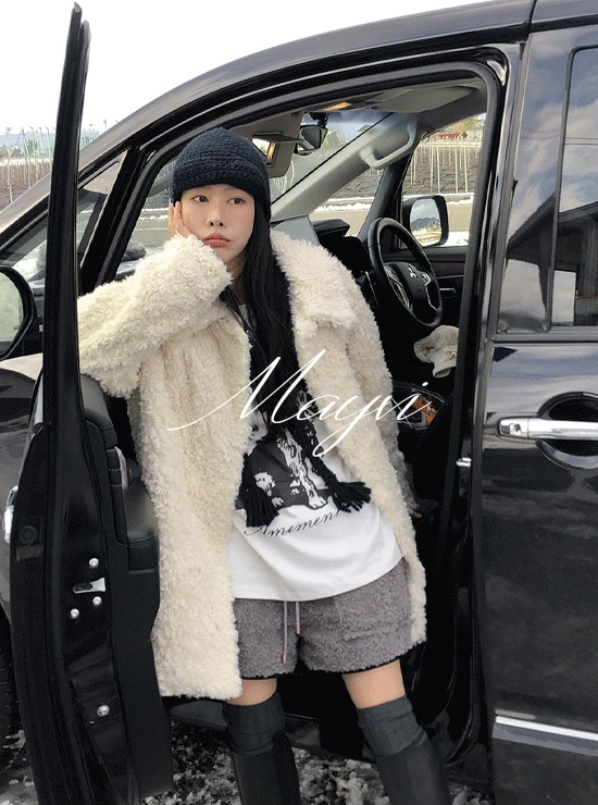 [Mayvi/원터비❄️/베스트재입고] Snowflake 퍼 하프 코트 (2 color), 3 온스