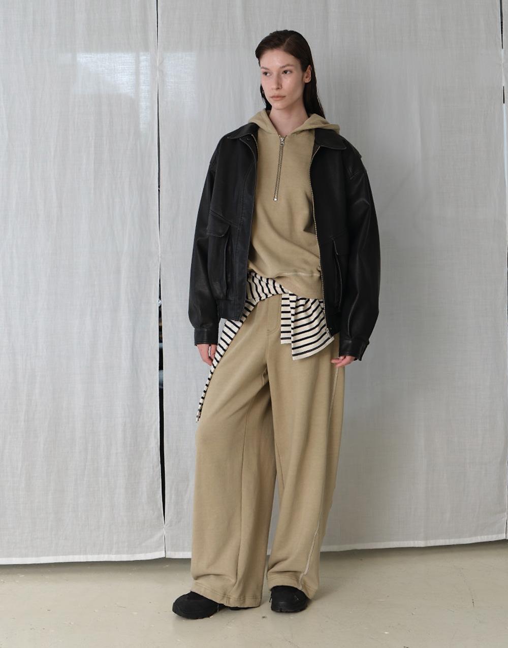24FW CURVED OVERSIZED SWEATPANTS / LIME