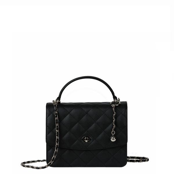 No.1 Chain Romance_ Noir