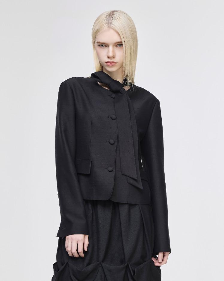 송지오 리본 자카드 라운드넥 자켓 블랙