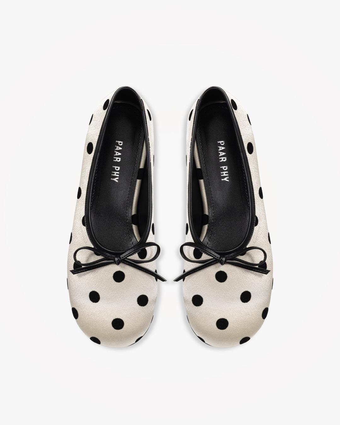 PEBBLE BALLET FLATS [DOT IVORY]