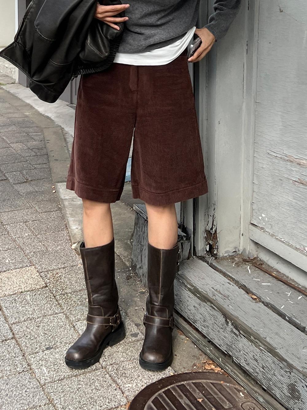 Todale Corduroy Half Pants
