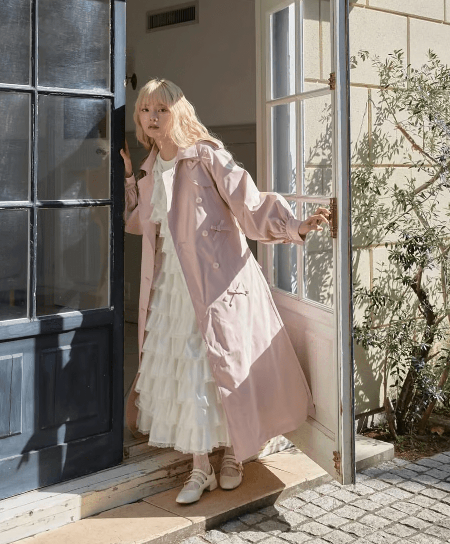 Girly ribbon trench coat