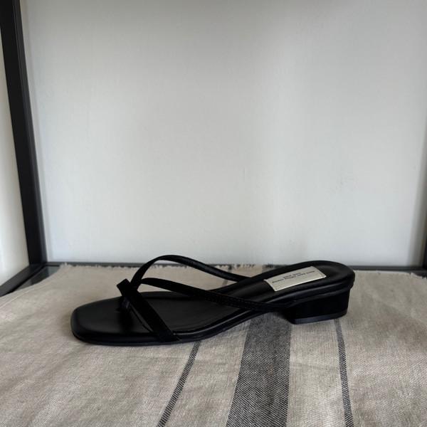Comfort flip-flop shoes