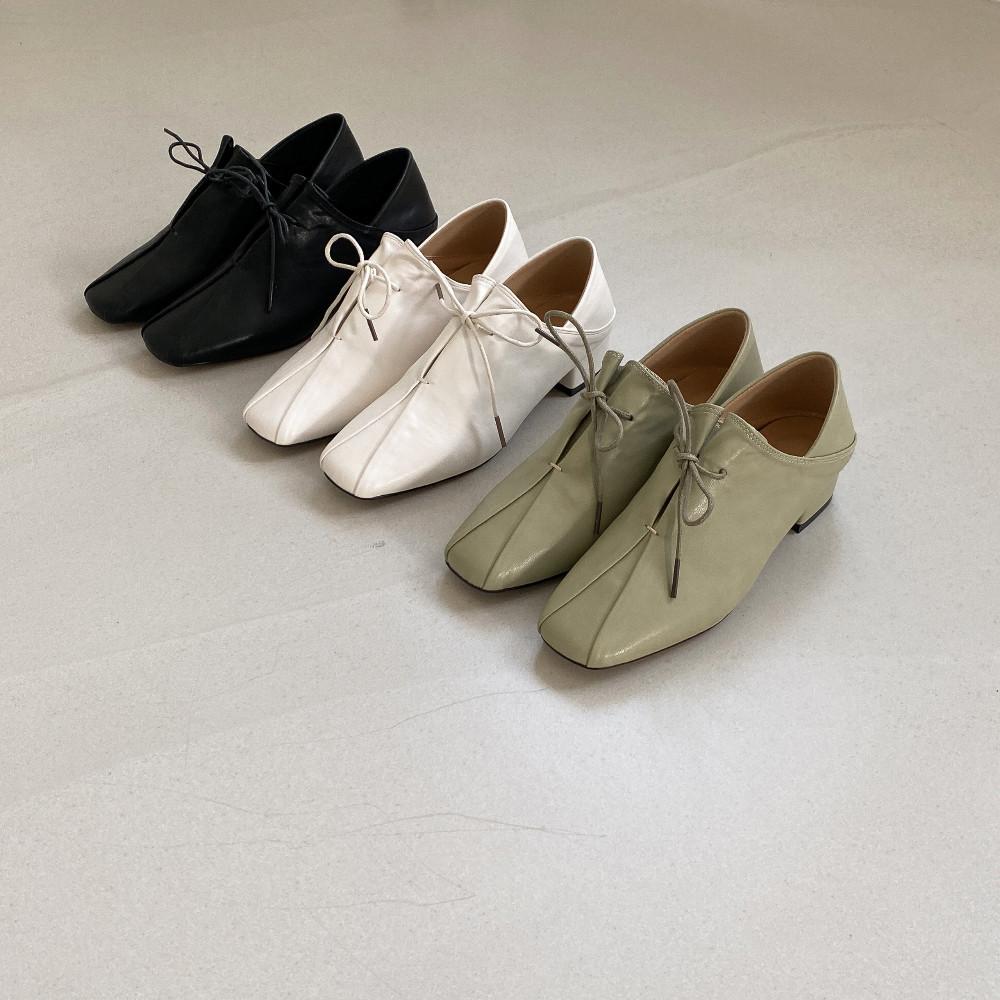 사각코 레이스업 접어신는 여성 끈 미들힐 로퍼 3cm