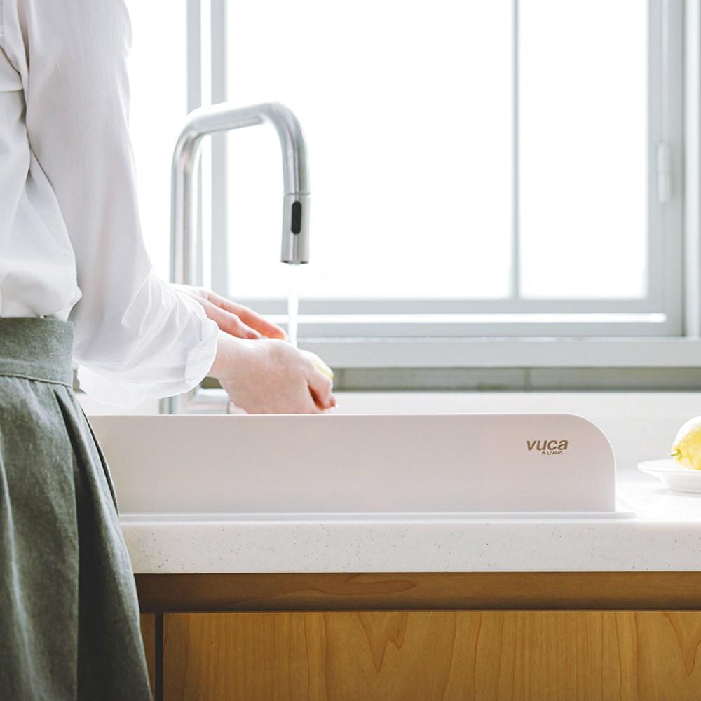 뷰카 리빙 간편 부착 실리콘 싱크대 물막이 - 씽크대물막이 | 쿠팡