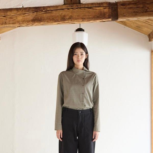 Checkered shirt / Khaki green