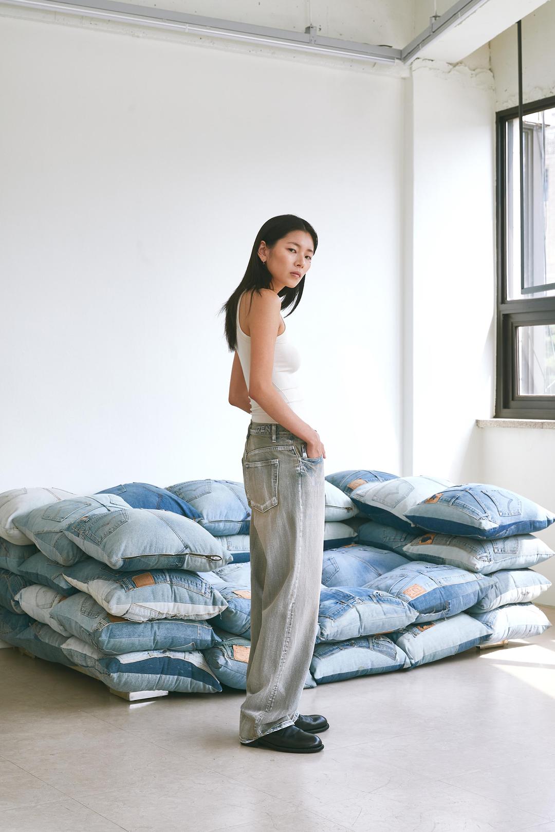 012 DW JEANS