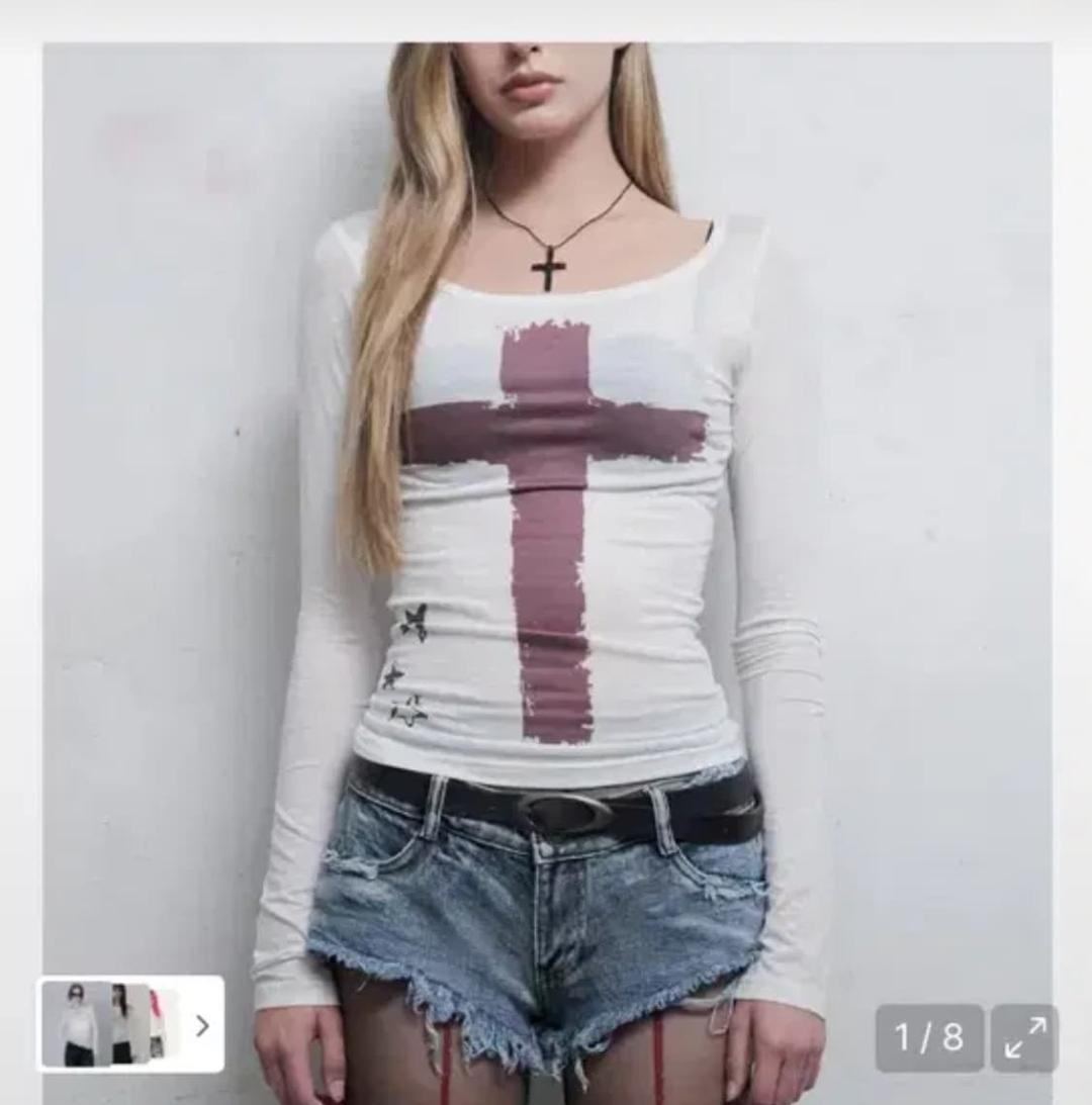 힐다 이머전시 롱 슬리브 아이보리 | 후루츠패밀리