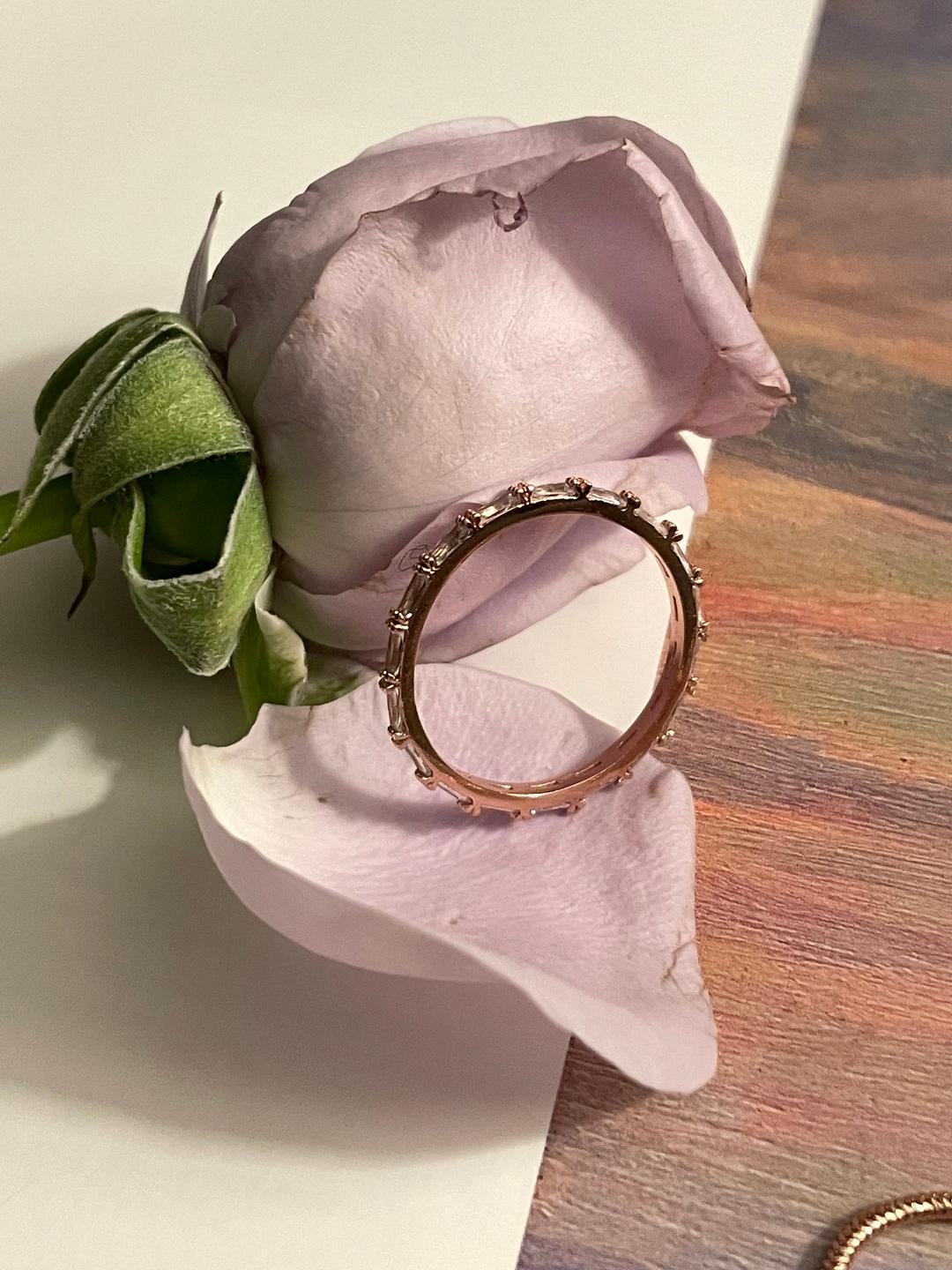 REDLY- rose gold square ring